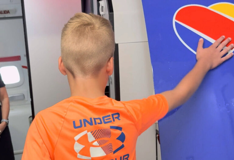 Southwest Airplane High Five Using Companion Pass